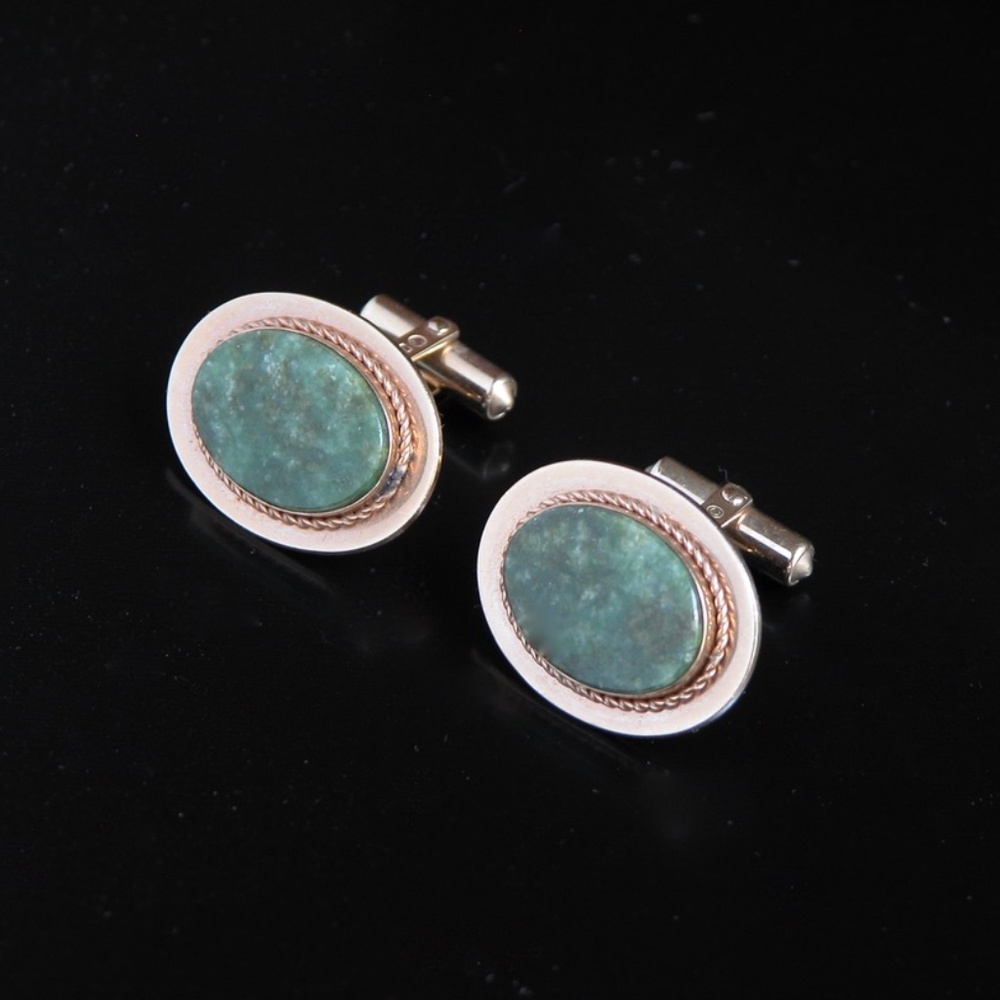 Vintage Destino Cufflinks Jade Stone Gold Tone